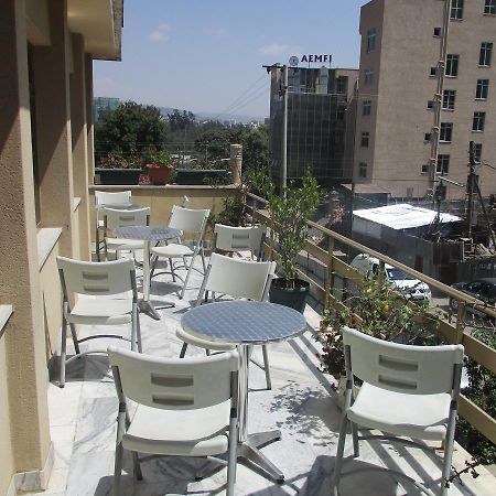 Damu Hotel Addis Abeba Buitenkant foto